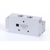 Középállásban leszellőztet