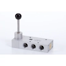 5/3-as kézi működtetésű szelep, középállásban nyitott - G1/2"